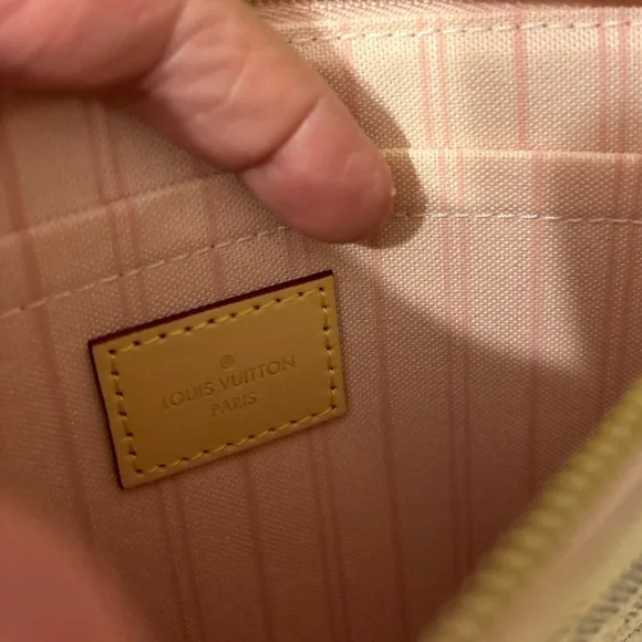 Authentic Louis Vuitton NEW Neverfull MM damier azur pink ballerina wristlet - Picture 5 of 11